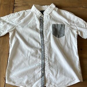 Retrofit White and Gray Casual Button Down Shirt
